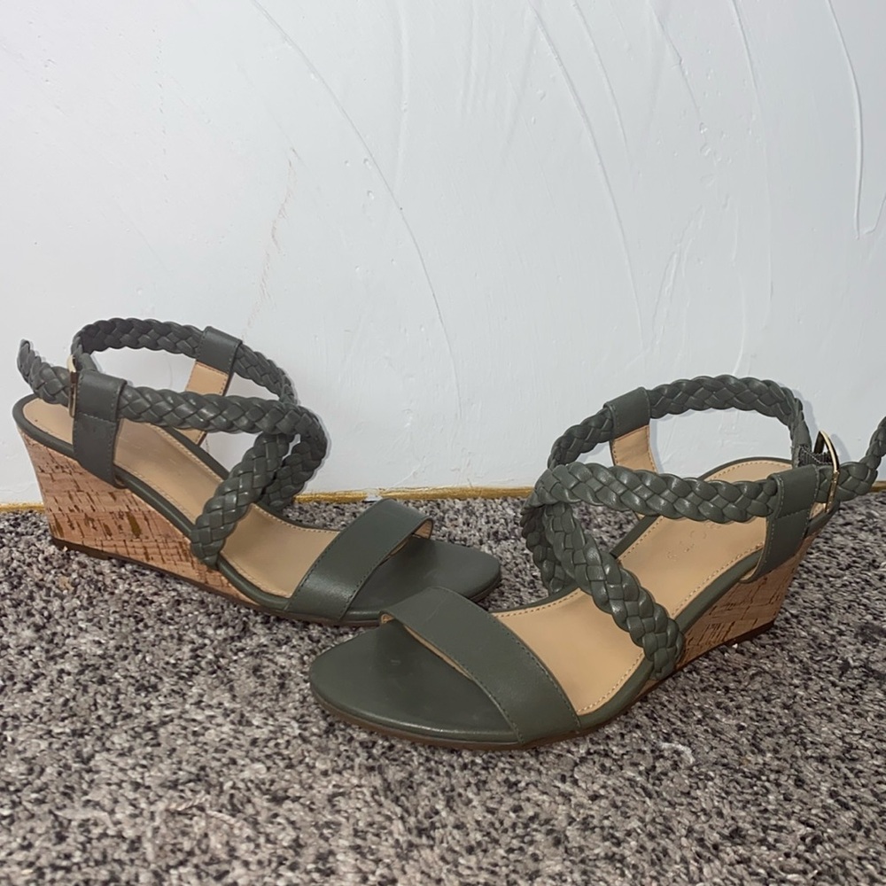 Talbots SUMMER SAGE ROYCE BRAID WEDGE SHOE 5.5 cork heel like new! Worn inside.